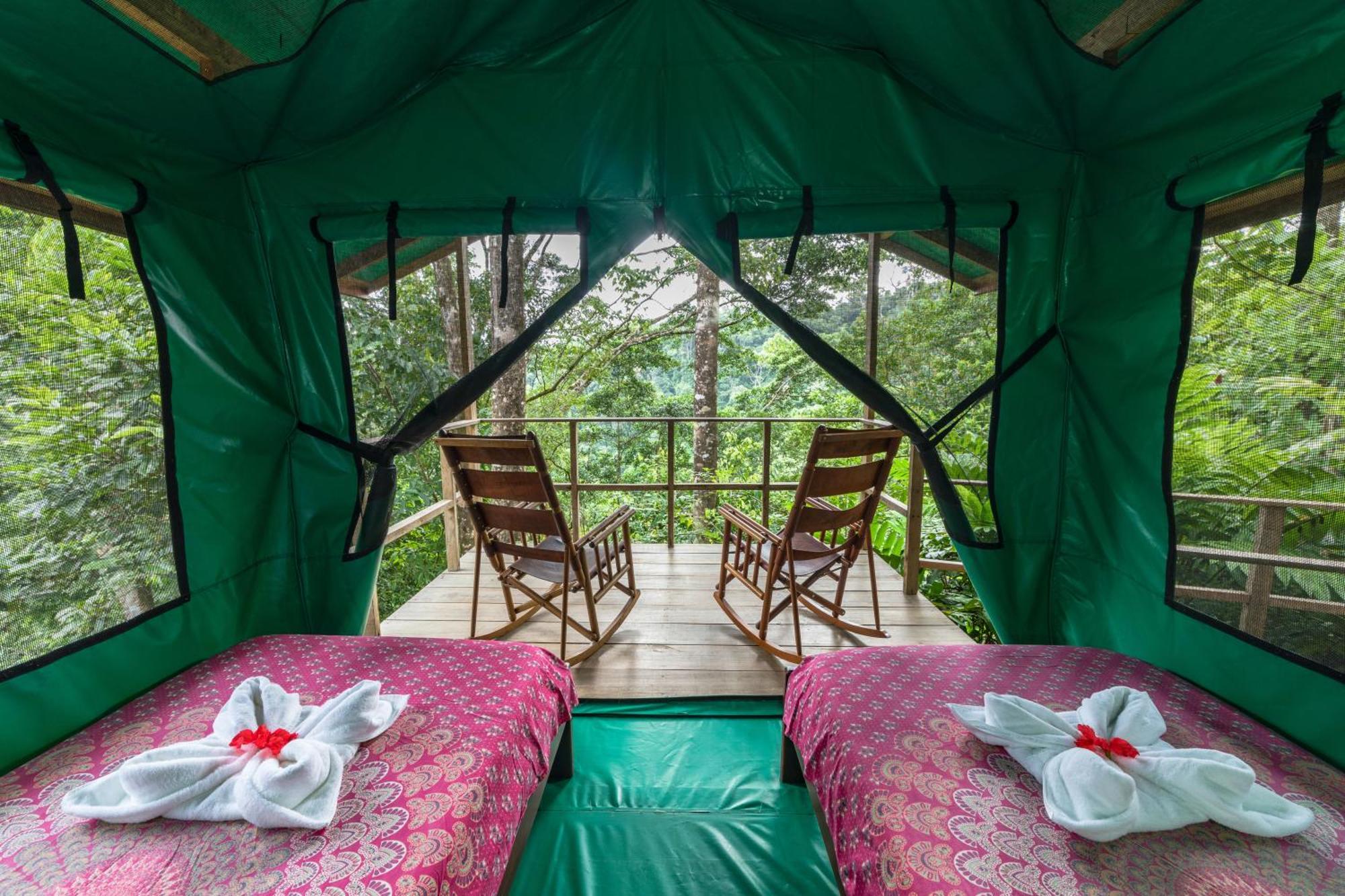Luna Lodge Carate Екстер'єр фото