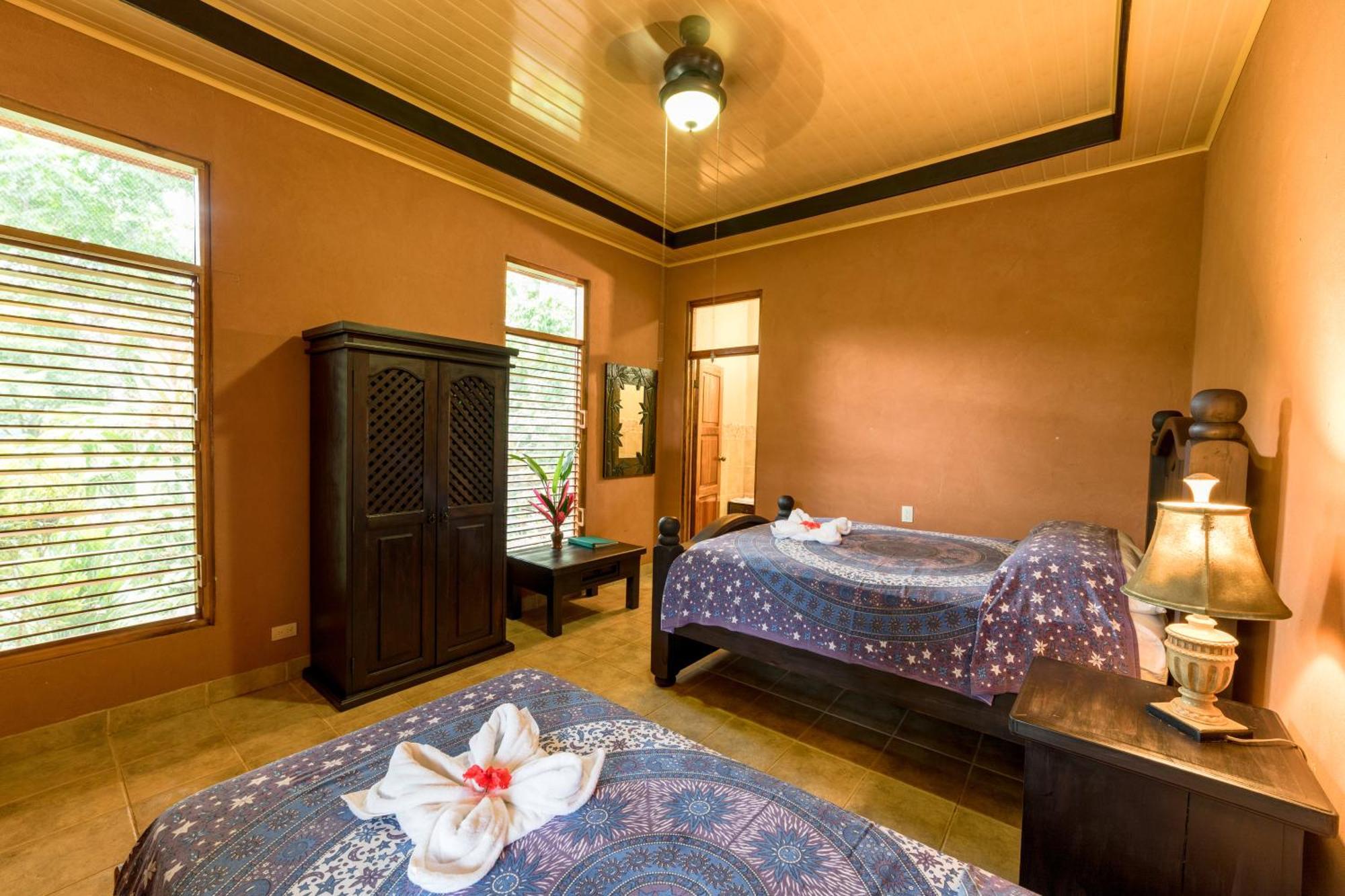 Luna Lodge Carate Екстер'єр фото