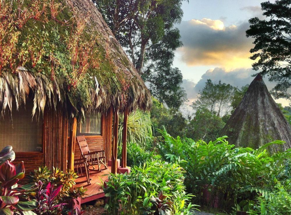 Luna Lodge Carate Екстер'єр фото